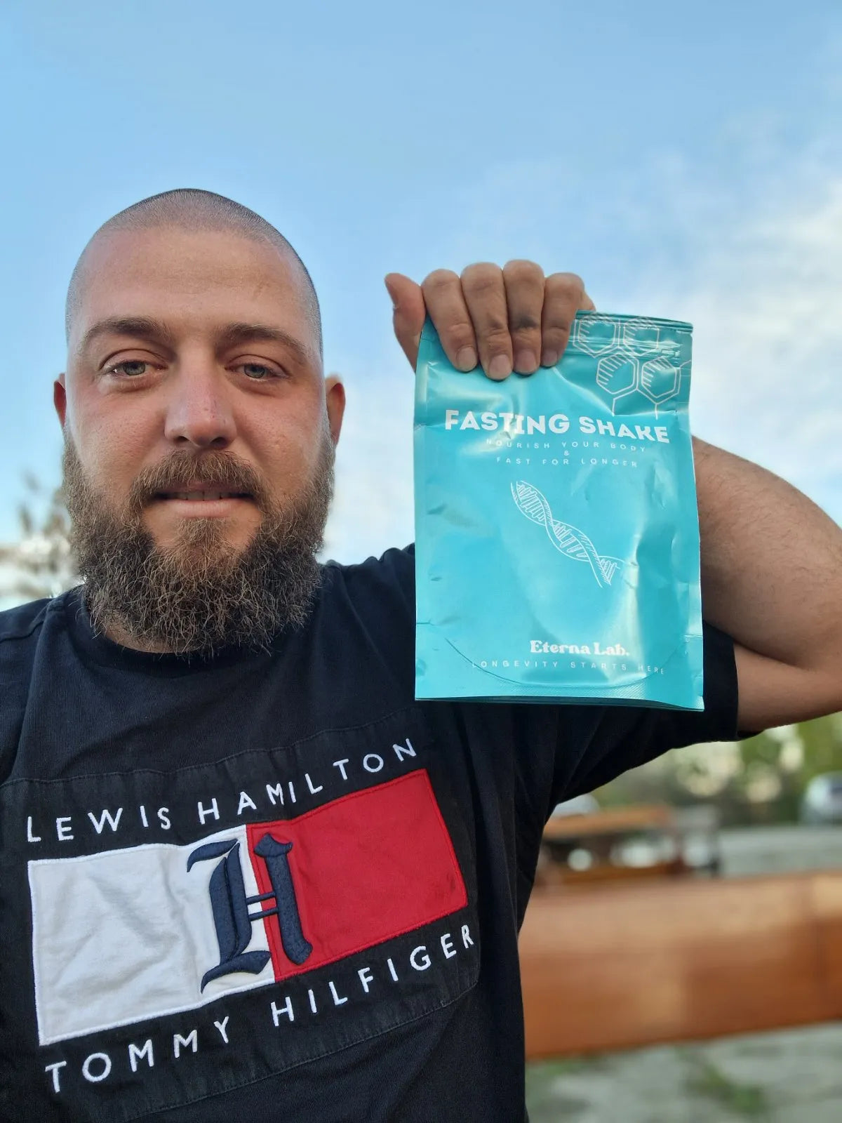 Доволен клиент на Fasting Shake от Eterna Lab